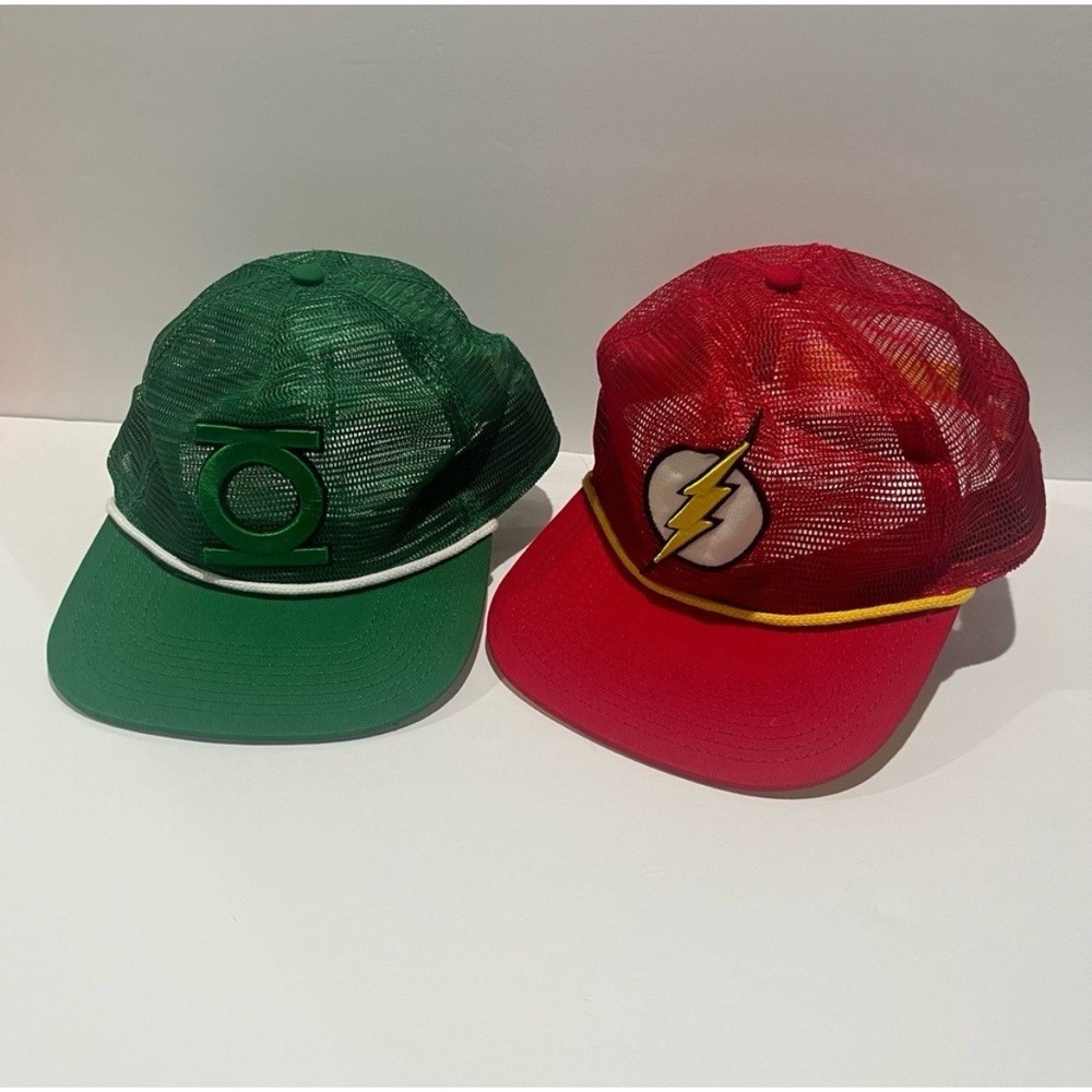 DC Comics Flash & Green Lantern Mesh Snap Back Baseball Cap Hats Set Of 2